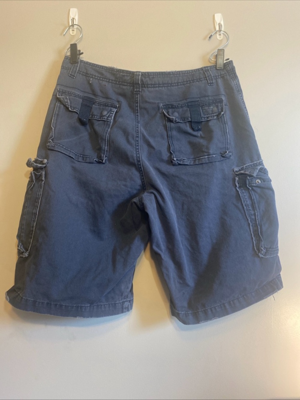 Plugg Men's Cargo Shorts Size 34 Black Baggy Multi-Pocket Faded Distressed